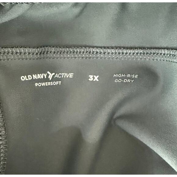 Old Navy Active Powersoft Loose Shorts - Picture 4 of 7